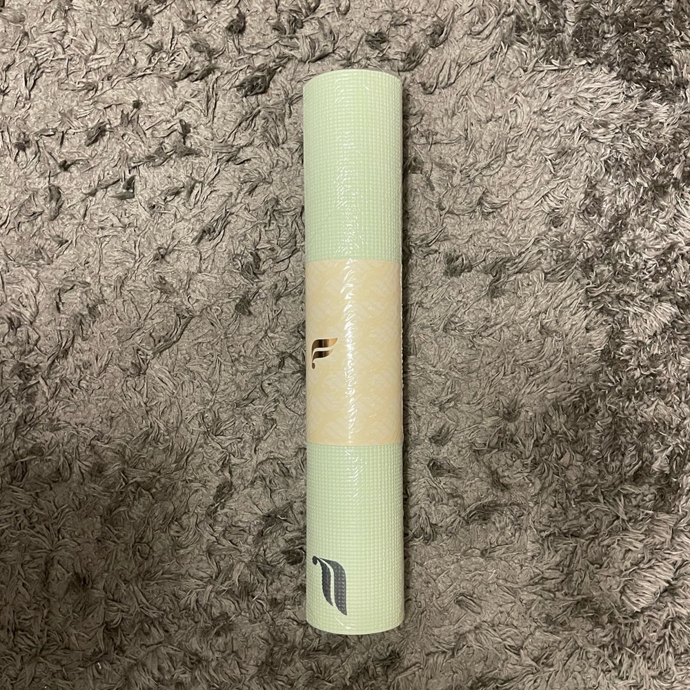 Brand New Fabletics Yoga Mat